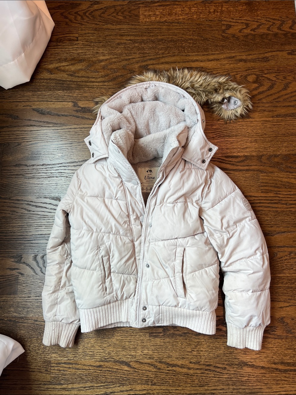 Girls' Light Pink Quilted Puffer Jacket with Faux Fur Hood